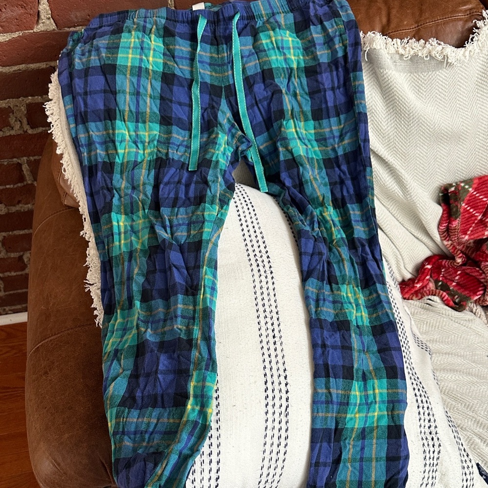 Old Navy Blue and Green Plaid Pajama Pants